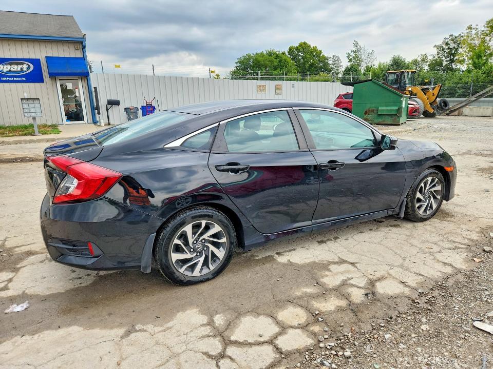 Продажа на аукционе авто 2016 Honda Civic, vin: 19XFC2F71GE032071, номер лота: 65154626