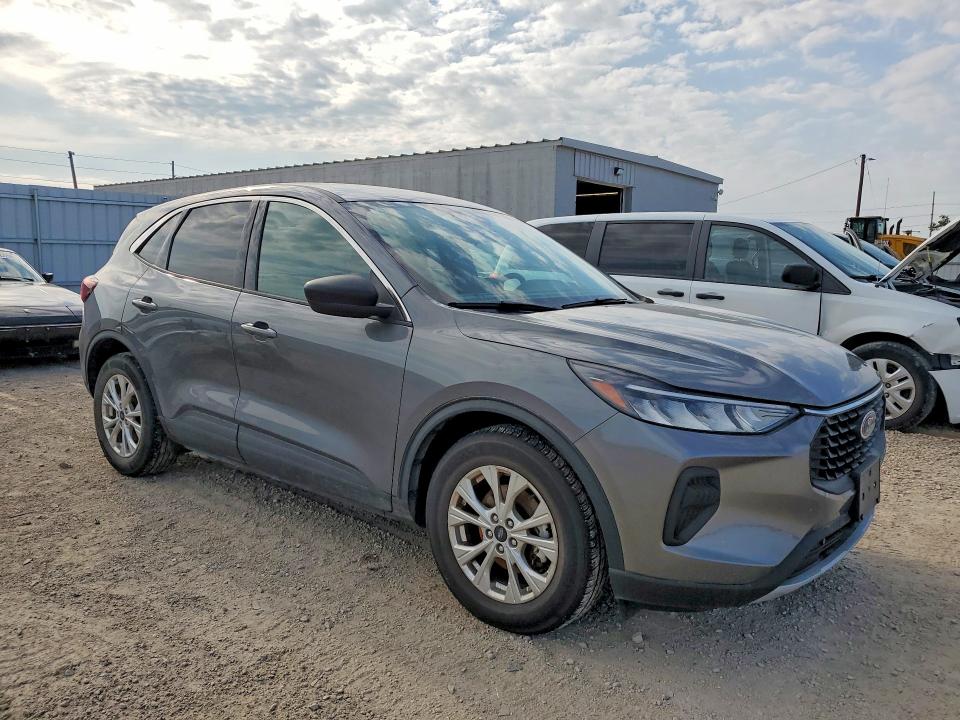 2023 Ford Escape მანქანა იყიდება აუქციონზე, vin: 1FMCU0GNXPUA41611, აუქციონის ნომერი: 64133166