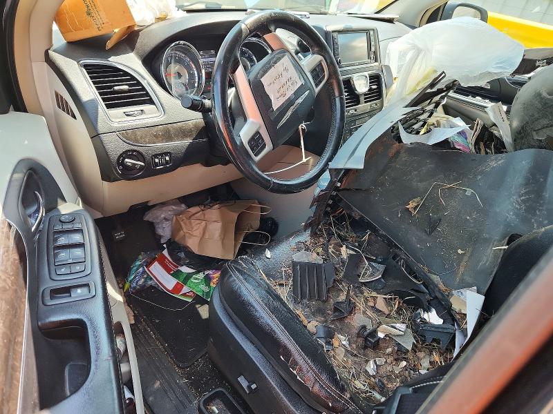 61206916 :رقم المزاد ، 2C4RC1BG4ER381587 vin ، 2014 Chrysler Town & Country مزاد بيع