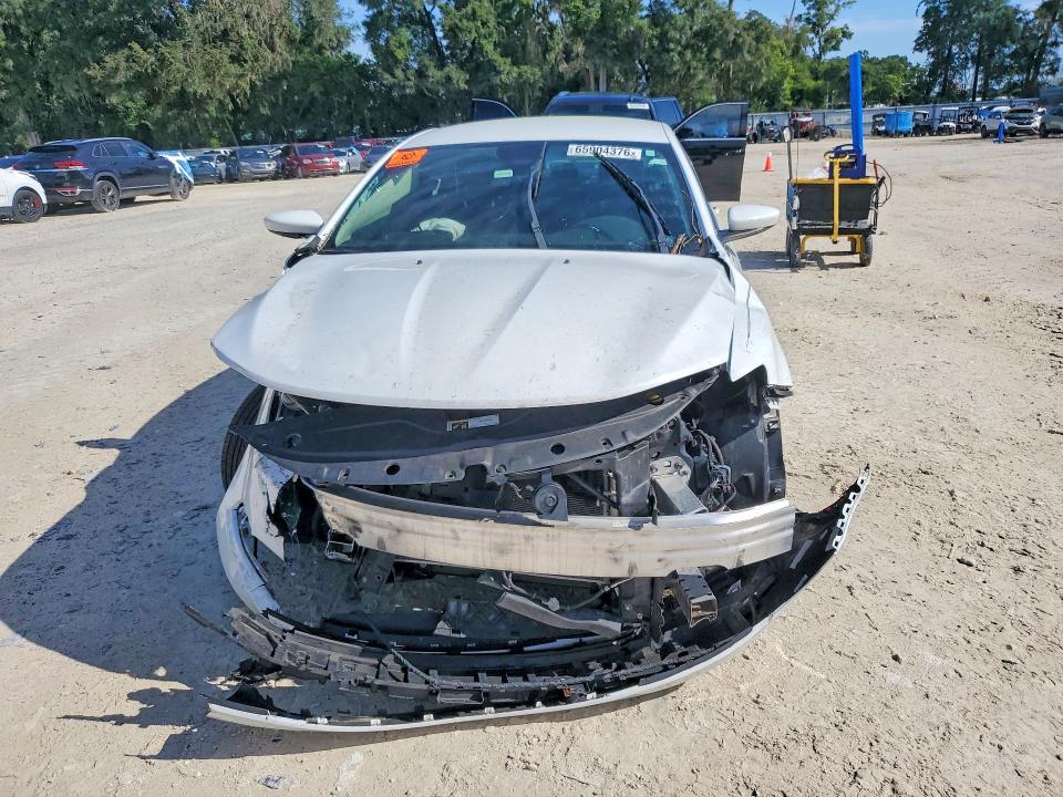 65904376 :رقم المزاد ، 1C3CCCAB0HN501141 vin ، 2017 Chrysler 200 مزاد بيع