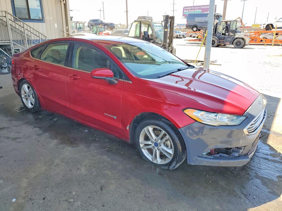Продажа на аукционе авто 2018 Ford Fusion, vin: 3FA6P0LUXJR198341, номер лота: 57530796