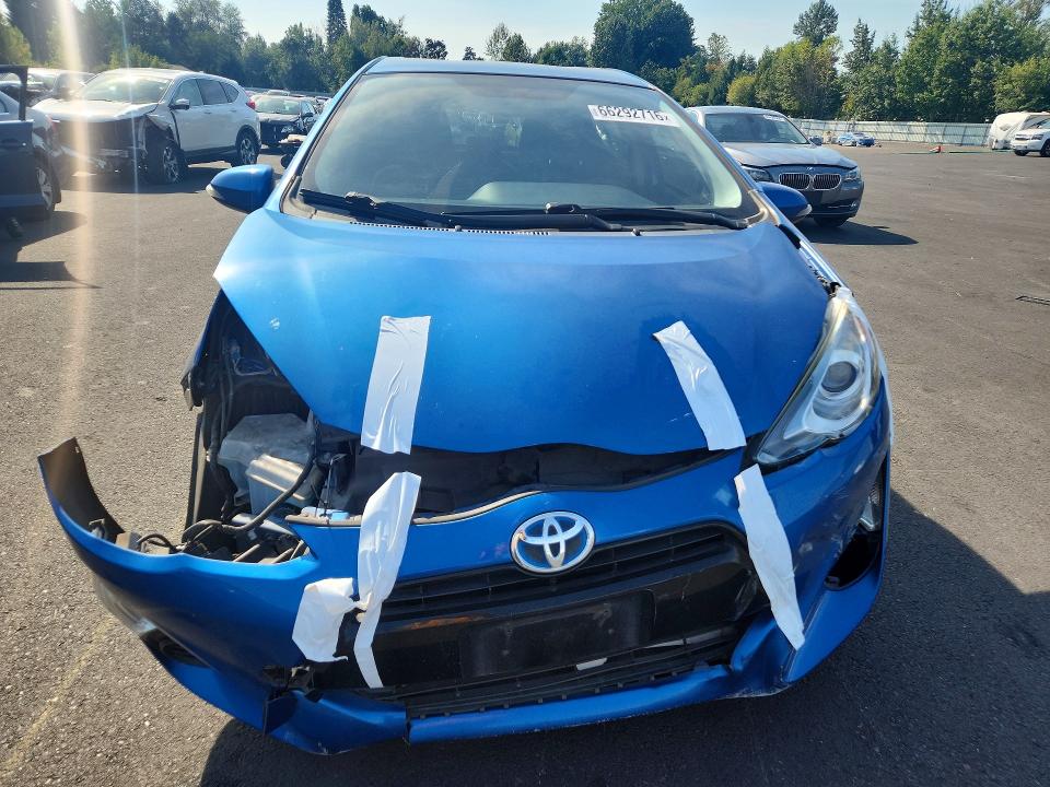 2015 Toyota Prius C მანქანა იყიდება აუქციონზე, vin: JTDKDTB35F1583092, აუქციონის ნომერი: 66292716