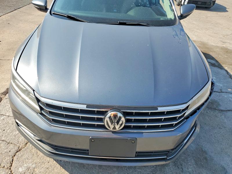 2018 Volkswagen Passat მანქანა იყიდება აუქციონზე, vin: 1VWBA7A31JC020875, აუქციონის ნომერი: 64552946