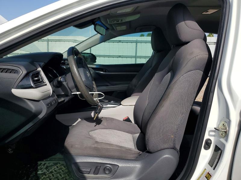 67269726 :رقم المزاد ، 4T1C11AK0LU925838 vin ، 2020 Toyota Camry مزاد بيع