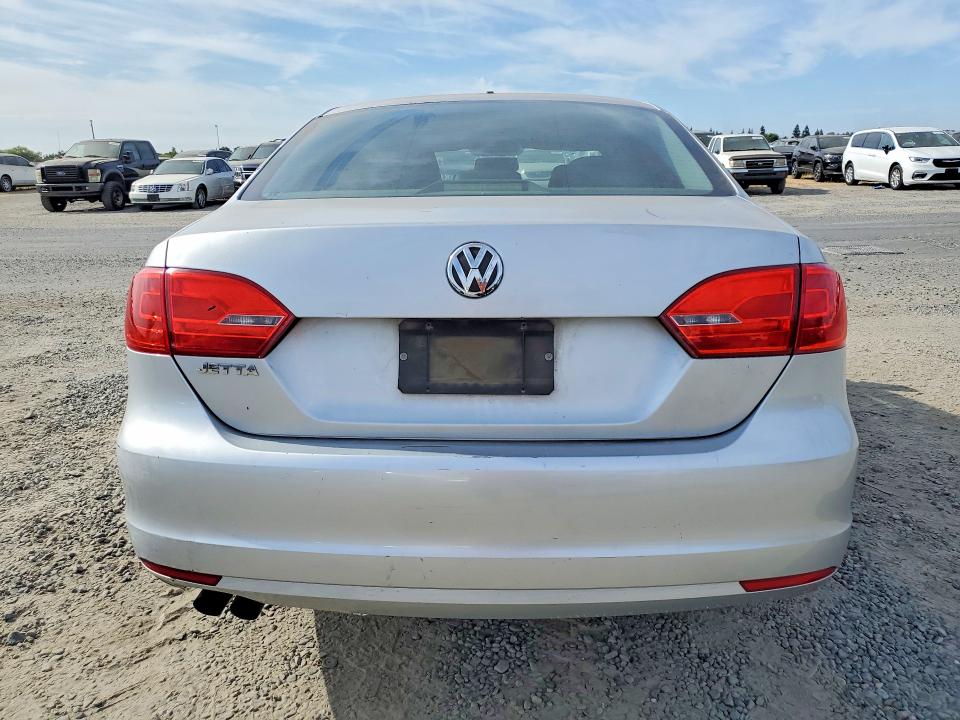 Продажа на аукционе авто 2013 Volkswagen Jetta, vin: 3VWDP7AJ2DM370427, номер лота: 64788506