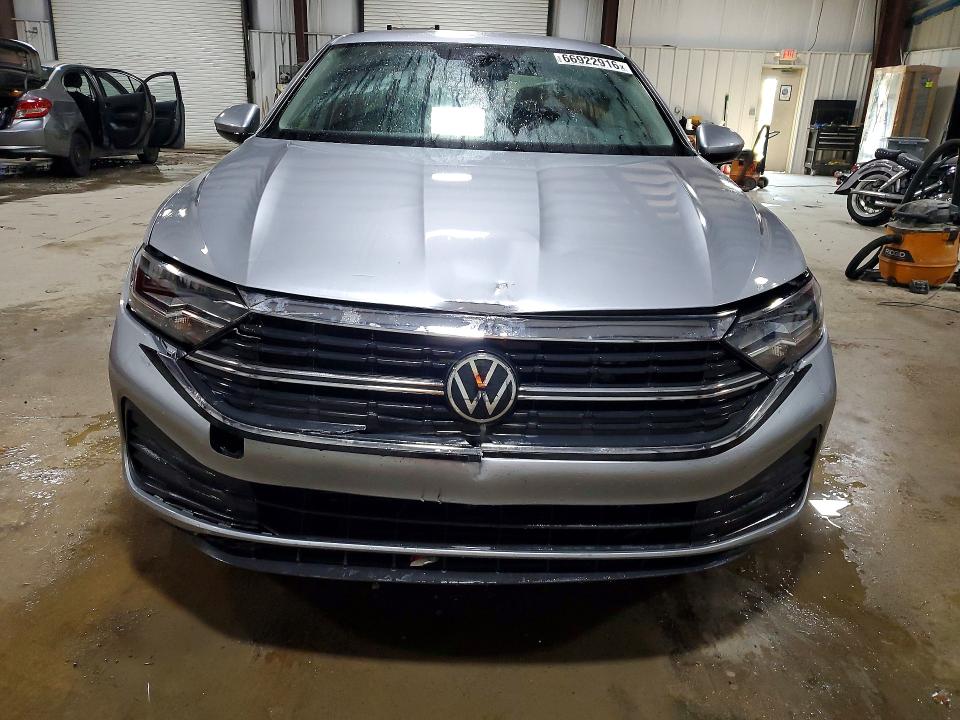 Продажа на аукционе авто 2024 Volkswagen Jetta, vin: 3VW5M7BU5RM082415, номер лота: 66922916