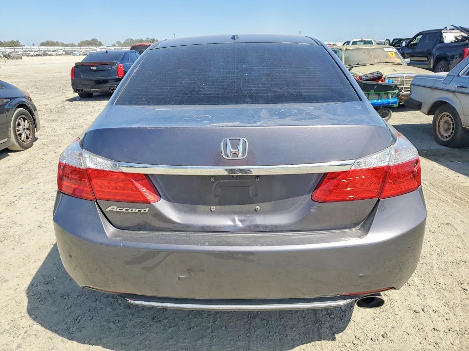 64483846 :رقم المزاد ، 1HGCR2F86FA073468 vin ، 2015 Honda Accord مزاد بيع