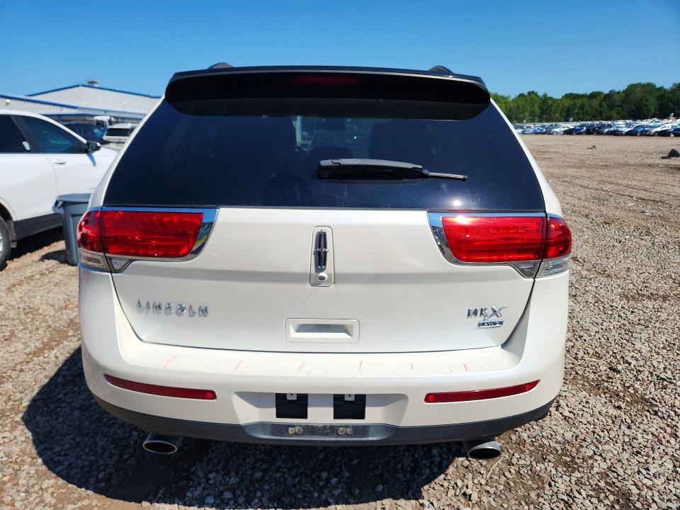 Продаж на аукціоні авто 2015 Lincoln Mkx, vin: 2LMDJ8JK6FBL24445, номер лоту: 63469726