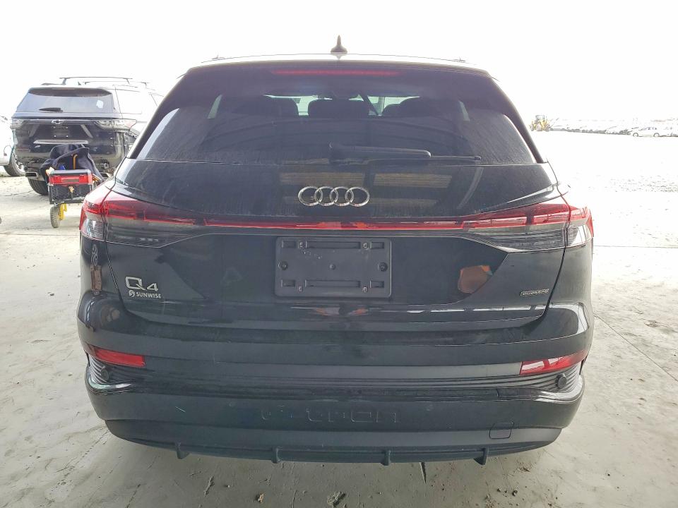 64332326 :رقم المزاد ، WA1KUBFZ5RP059560 vin ، 2024 Audi Q4 E-tron مزاد بيع