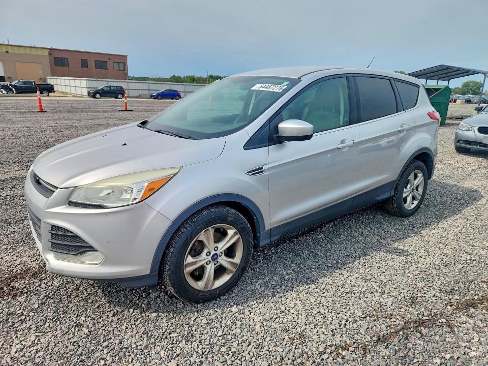 2014 Ford Escape მანქანა იყიდება აუქციონზე, vin: 1FMCU0GXXEUD33032, აუქციონის ნომერი: 64467276