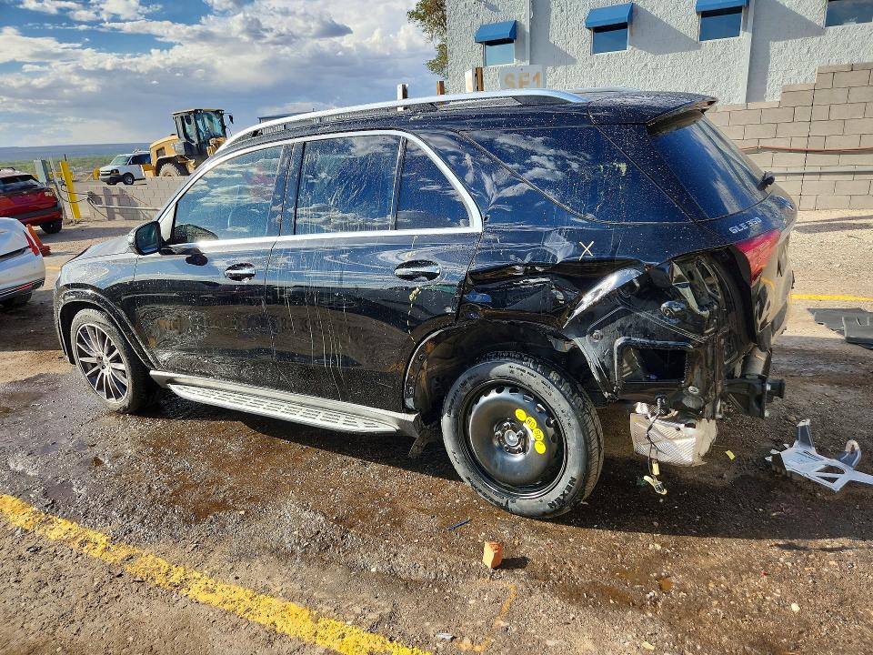 66594536 :رقم المزاد ، 4JGFB4KB5NA676161 vin ، 2022 Mercedes-benz Gle مزاد بيع