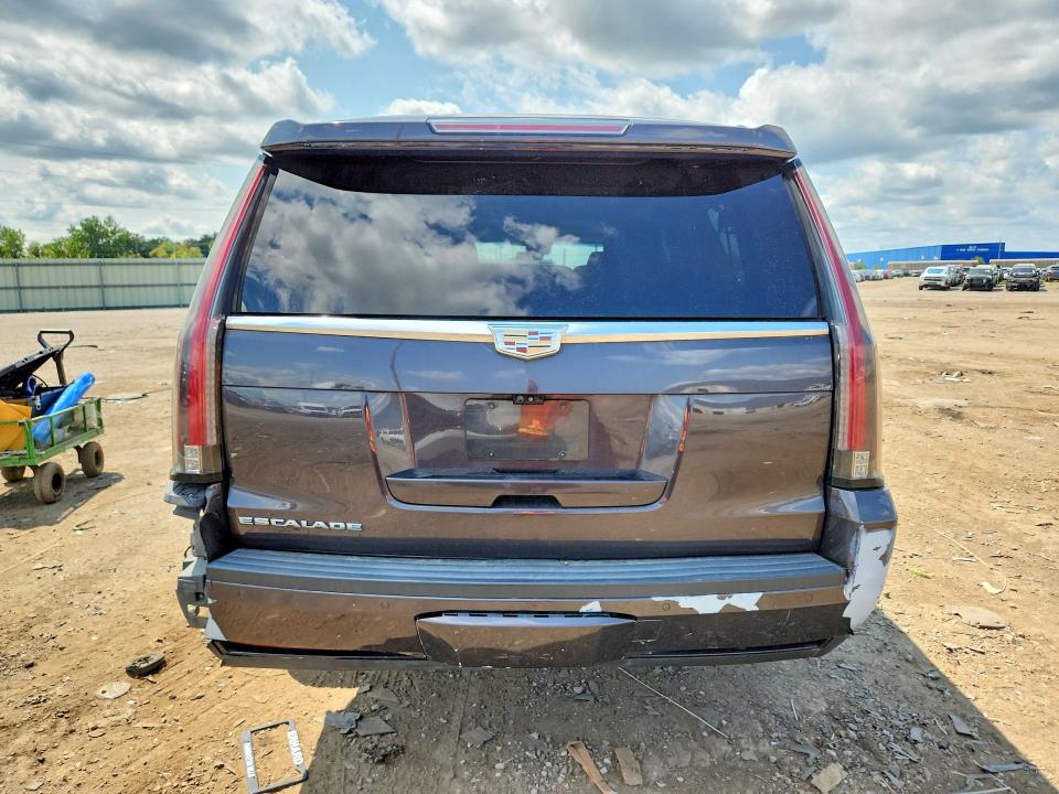 Продажа на аукционе авто 2017 Cadillac Escalade, vin: 1GYS4HKJXHR245603, номер лота: 64770936