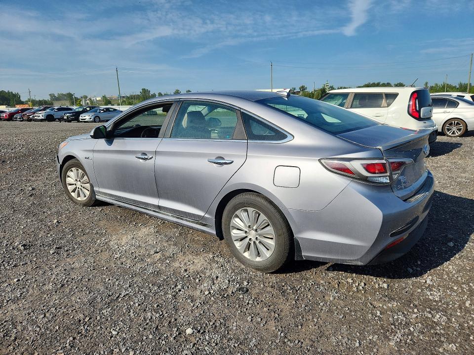 2016 Hyundai Sonata Hybrid მანქანა იყიდება აუქციონზე, vin: KMHE24L11GA008426, აუქციონის ნომერი: 65997496