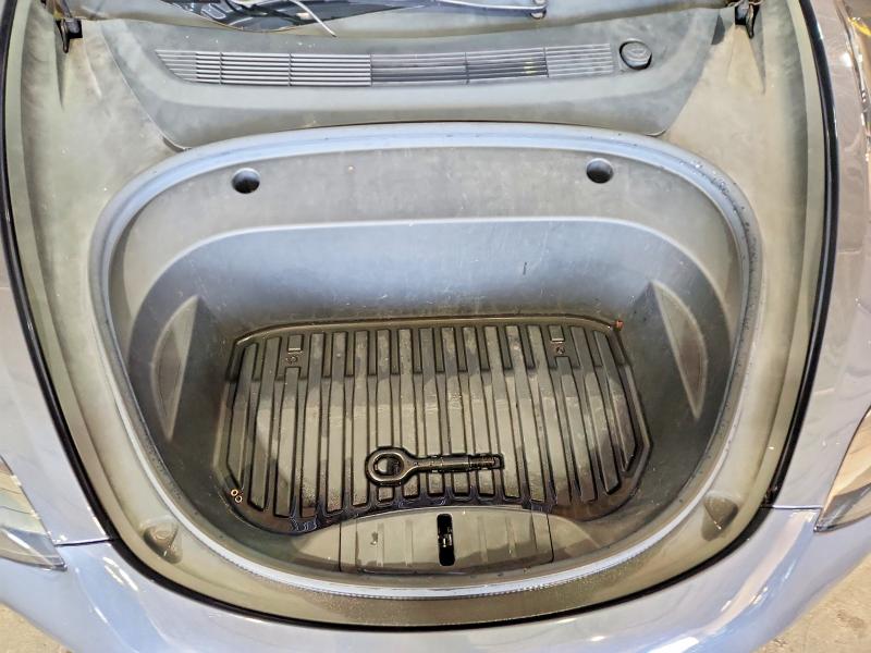 2022 Tesla Model 3 მანქანა იყიდება აუქციონზე, vin: 5YJ3E1EA6NF287505, აუქციონის ნომერი: 63766556