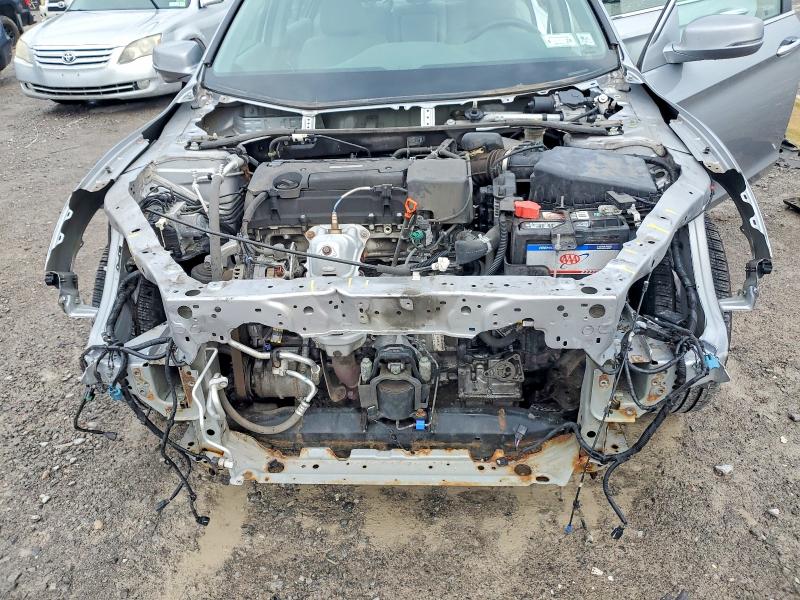 Auction sale of the 2017 Honda Accord, vin: 1HGCR2F86HA231293, lot number: 64245436