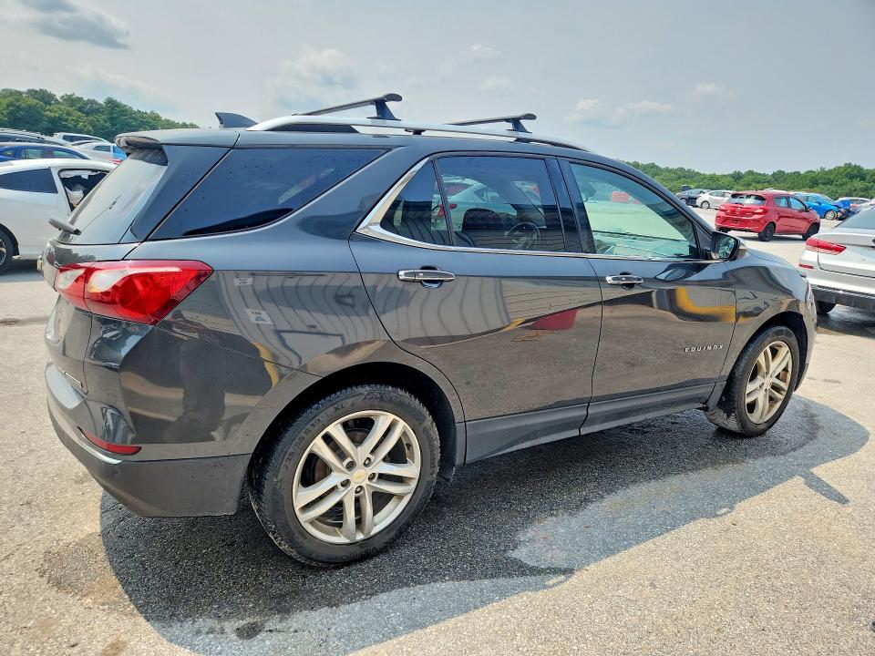 2018 Chevrolet Equinox მანქანა იყიდება აუქციონზე, vin: 2GNAXWEX7J6169733, აუქციონის ნომერი: 64944226