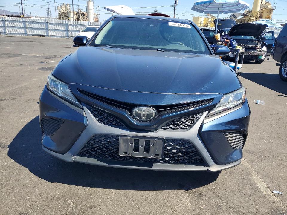 Aukcja sprzedaży 2018 Toyota Camry, vin: 4T1B11HK4JU611785, numer aukcji: 65128576