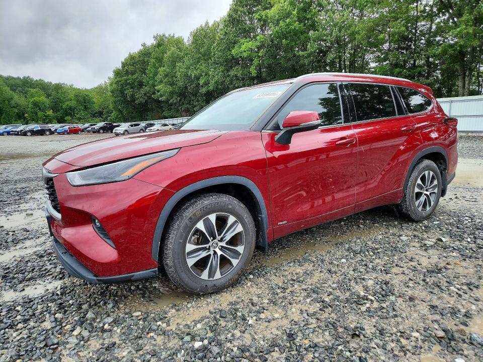 Auction sale of the 2022 Toyota Highlander Hybrid, vin: 5TDGBRCH2NS557186, lot number: 63469486