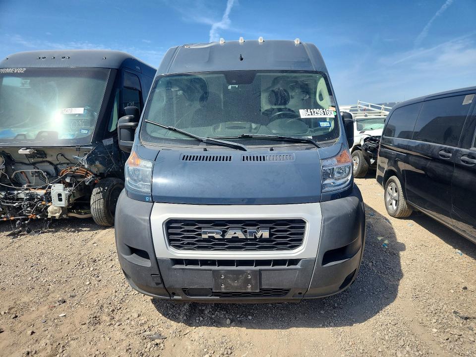 64129816 :رقم المزاد ، 3C6MRVJG3ME586570 vin ، 2021 Ram Promaster 3500 مزاد بيع