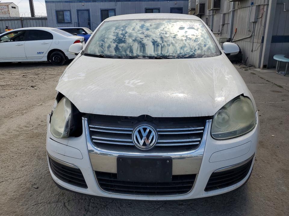 2010 Volkswagen Jetta მანქანა იყიდება აუქციონზე, vin: 3VWJZ7AJ6AM078028, აუქციონის ნომერი: 64509336