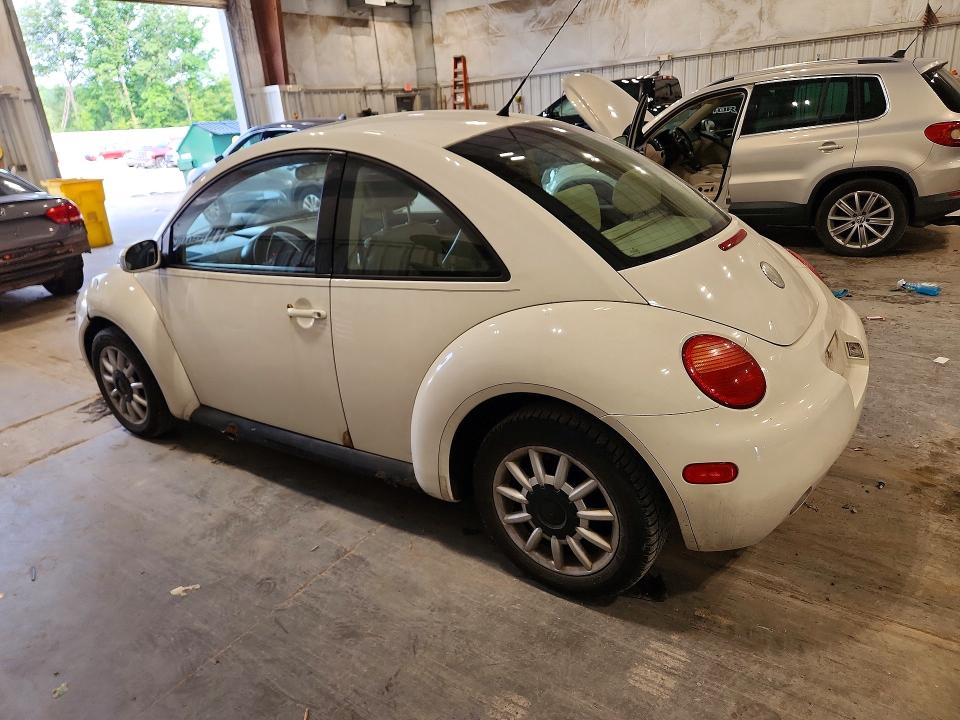 64432736 :رقم المزاد ، 3VWCK31CX5M408945 vin ، 2005 Volkswagen New Beetle مزاد بيع