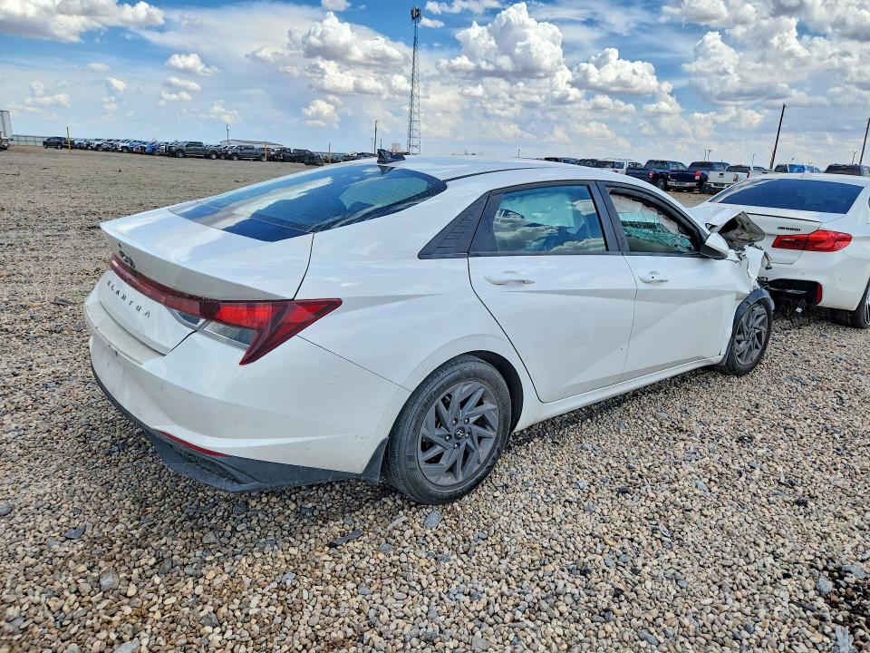 2023 Hyundai Elantra მანქანა იყიდება აუქციონზე, vin: 5NPLM4AG3PH106699, აუქციონის ნომერი: 65384456