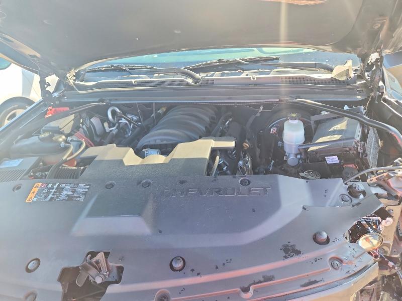 72451996 :رقم المزاد ، 1GNSCBKC7JR380333 vin ، 2018 Chevrolet Tahoe مزاد بيع