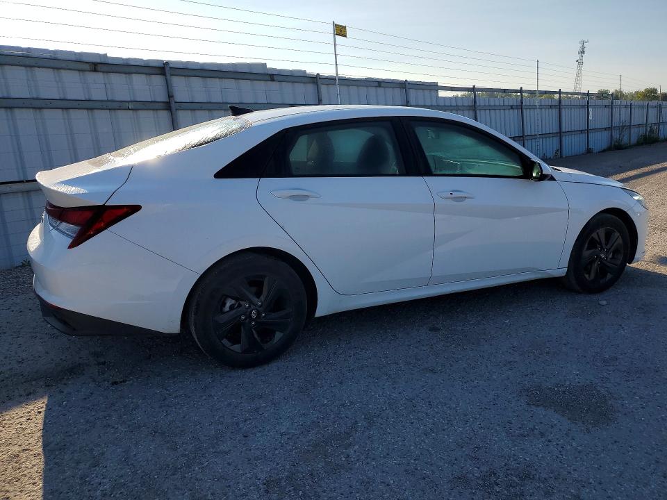 64136376 :رقم المزاد ، KMHLM4AG9NU311023 vin ، 2022 Hyundai Elantra مزاد بيع