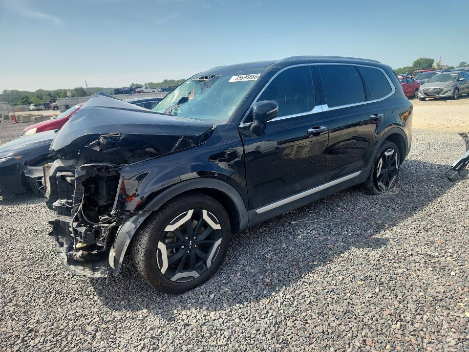 Auction sale of the 2023 Kia Telluride, vin: 5XYP6DGC0PG381812, lot number: 67212876