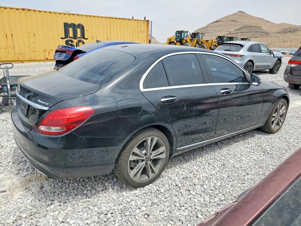 2017 Mercedes-benz C მანქანა იყიდება აუქციონზე, vin: 55SWF4KB7HU222657, აუქციონის ნომერი: 64031766