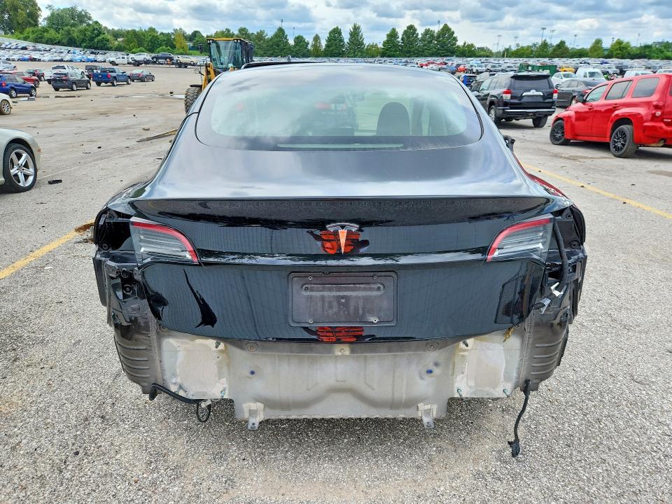 Продажа на аукционе авто 2023 Tesla Model 3, vin: 5YJ3E1EA2PF678735, номер лота: 64989726