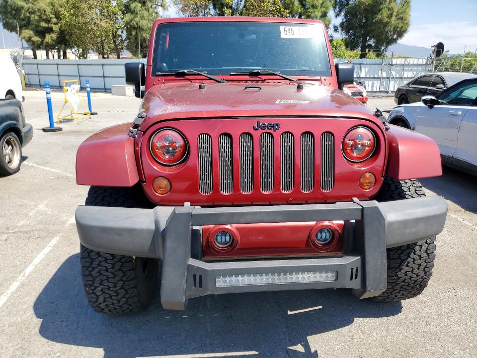 64671326 :رقم المزاد ، 1C4BJWEG4CL256725 vin ، 2012 Jeep Wrangler Unlimited مزاد بيع