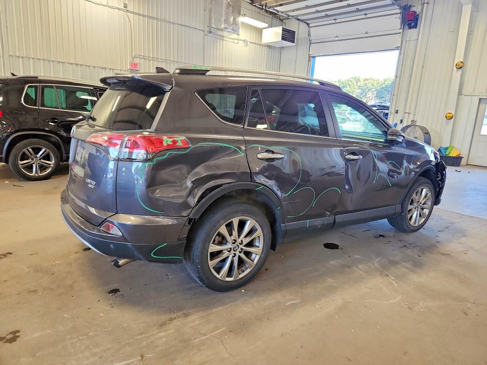 65666406 :رقم المزاد ، 2T3DFREV3HW677026 vin ، 2017 Toyota Rav4 مزاد بيع