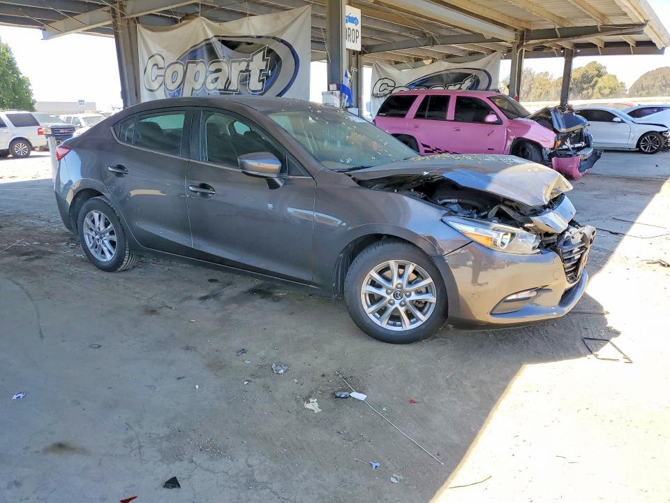 Aukcja sprzedaży 2018 Mazda 3, vin: 3MZBN1U76JM189837, numer aukcji: 62128086