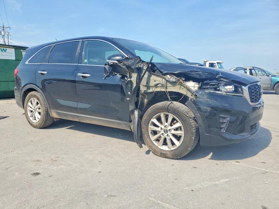 64713386 :رقم المزاد ، 5XYPG4A35KG586928 vin ، 2019 Kia Sorento مزاد بيع