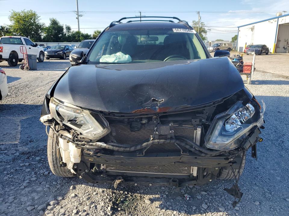 2018 Nissan Rogue მანქანა იყიდება აუქციონზე, vin: 5N1AT2MV1JC813713, აუქციონის ნომერი: 66710546