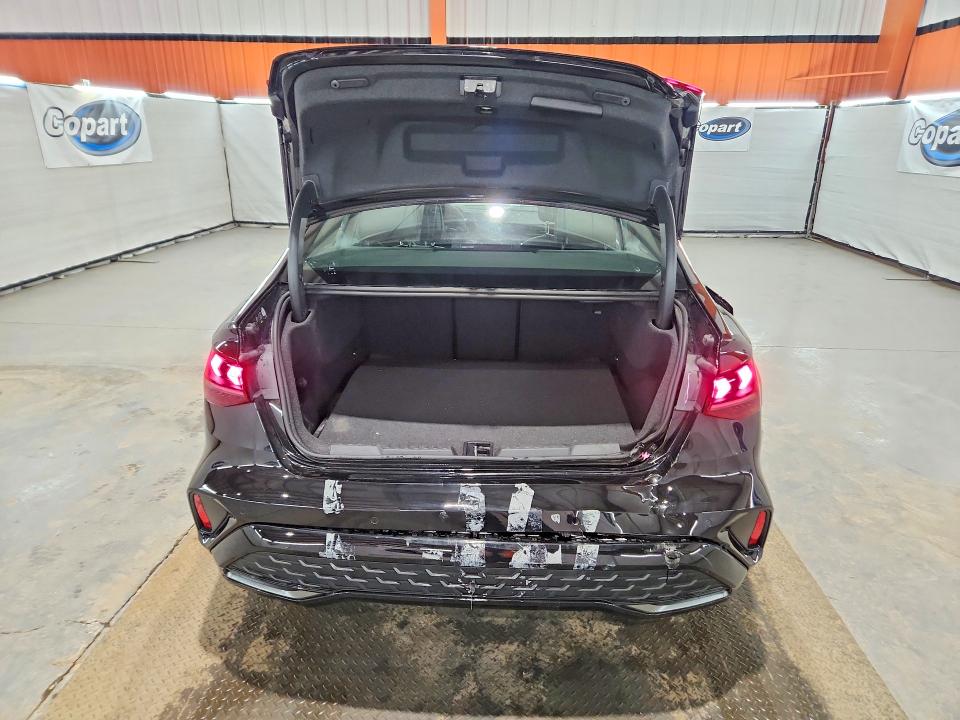 Продаж на аукціоні авто 2026 Audi A3, vin: WAULUCGY9TA096737, номер лоту: 63873836