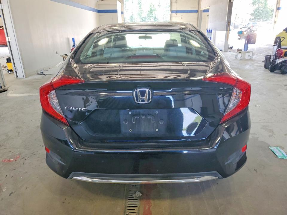 65741976 :رقم المزاد ، 19XFC2F68KE019866 vin ، 2019 Honda Civic مزاد بيع