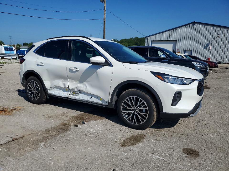 Продаж на аукціоні авто 2026 Ford Escape, vin: 1FMCU0E17TUA13744, номер лоту: 65657306