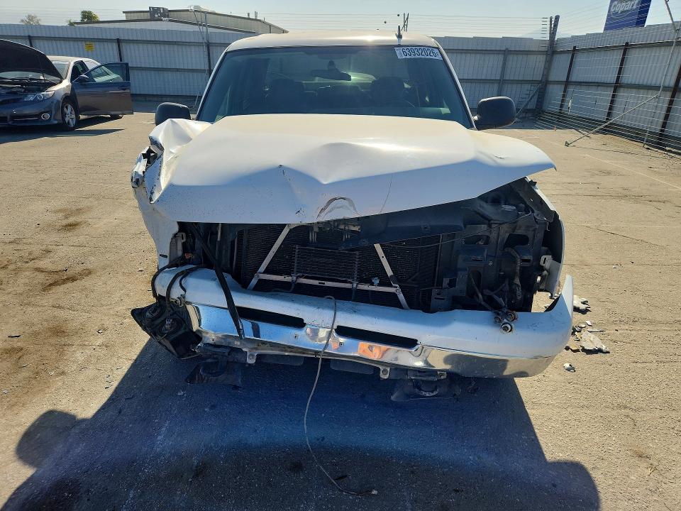 2006 Chevrolet Silver1500 მანქანა იყიდება აუქციონზე, vin: 2GCEC13T861192385, აუქციონის ნომერი: 63932026