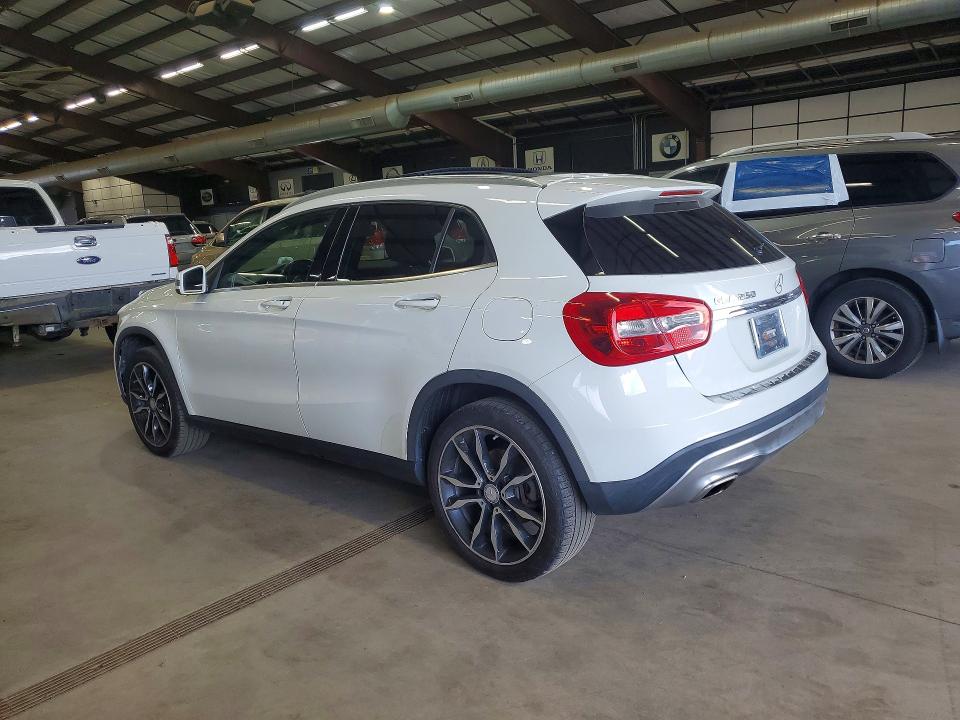 65806976 :رقم المزاد ، WDCTG4EB1HJ335293 vin ، 2017 Mercedes-benz Gla مزاد بيع