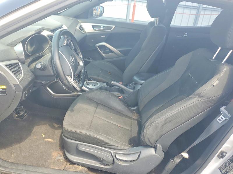 65150666 :رقم المزاد ، KMHTC6AD5HU320987 vin ، 2017 Hyundai Veloster مزاد بيع