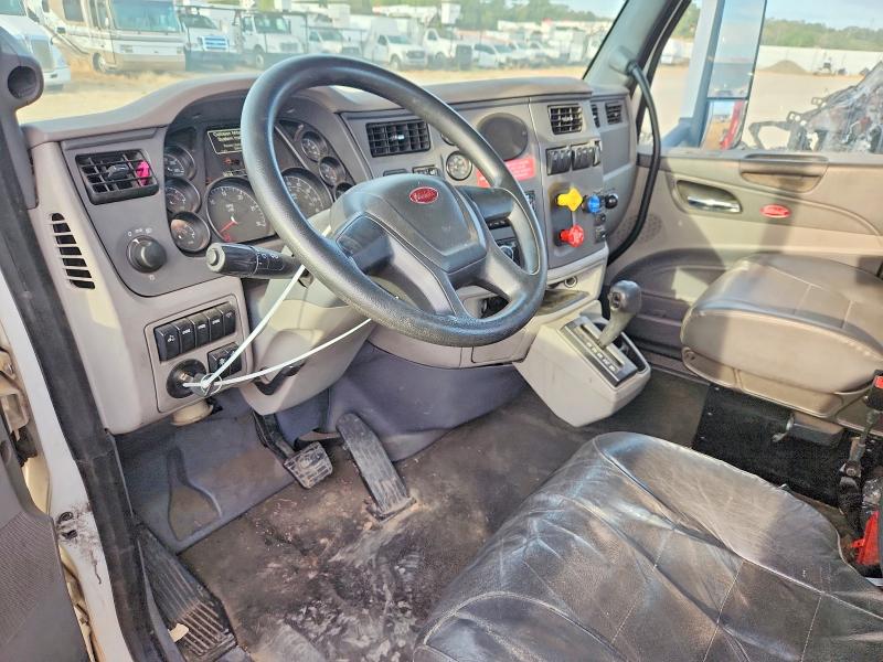2016 Peterbilt 579 მანქანა იყიდება აუქციონზე, vin: 1XPBA48X5GD299422, აუქციონის ნომერი: 65236866
