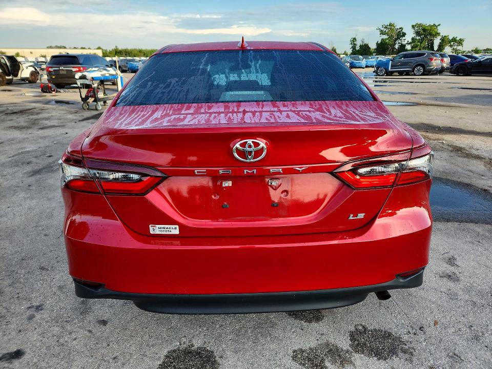 2024 Toyota Camry მანქანა იყიდება აუქციონზე, vin: 4T1C11AKXRU215256, აუქციონის ნომერი: 63436546