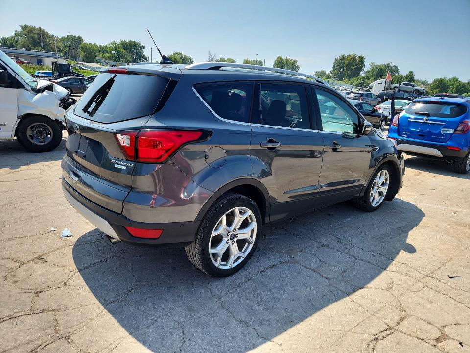 Продаж на аукціоні авто 2019 Ford Escape, vin: 1FMCU0J97KUC03473, номер лоту: 66460876