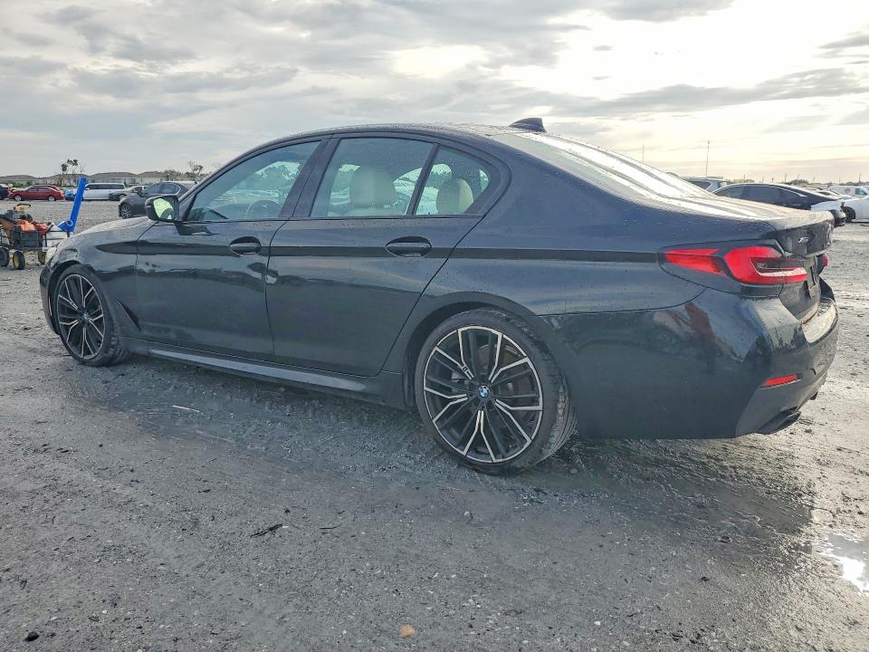 63535266 :رقم المزاد ، WBA13BJ08MCF15967 vin ، 2021 Bmw 530 مزاد بيع