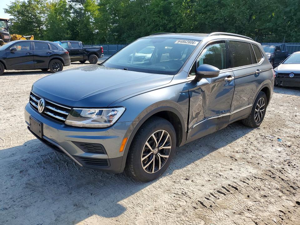 64862806 :رقم المزاد ، 3VV2B7AX8MM135030 vin ، 2021 Volkswagen Tiguan مزاد بيع