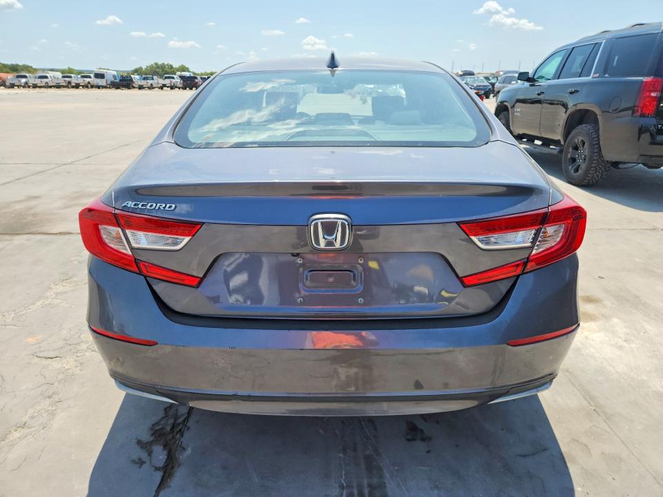 64205756 :رقم المزاد ، 1HGCV1F10NA030865 vin ، 2022 Honda Accord مزاد بيع