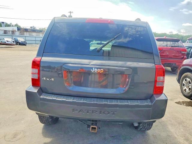 63901336 :رقم المزاد ، 1J4NF1GB1AD646539 vin ، 2010 Jeep Patriot مزاد بيع