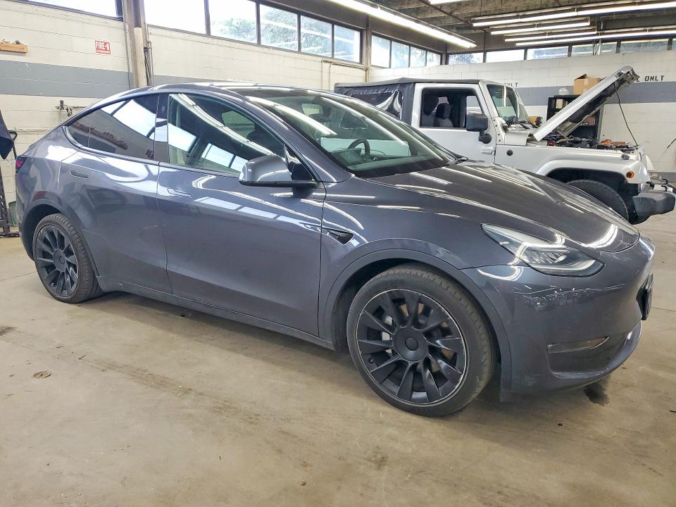 Продажа на аукционе авто 2021 Tesla Model Y, vin: 5YJYGAEEXMF188395, номер лота: 63489536